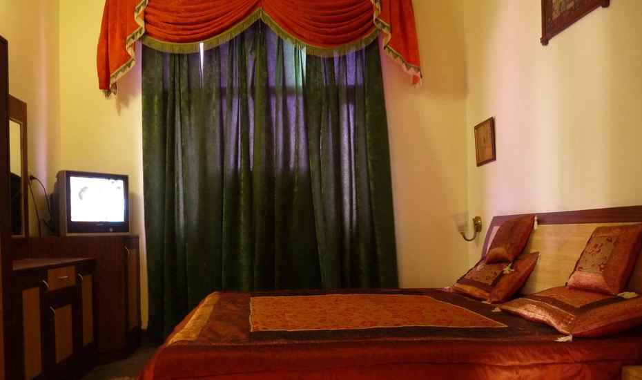 Hotel Kapoor Palace Katra  Exterior photo